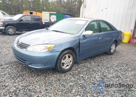2002 Toyota Camry Le from USA, damaged, VIN 4T1BE32K52U616181